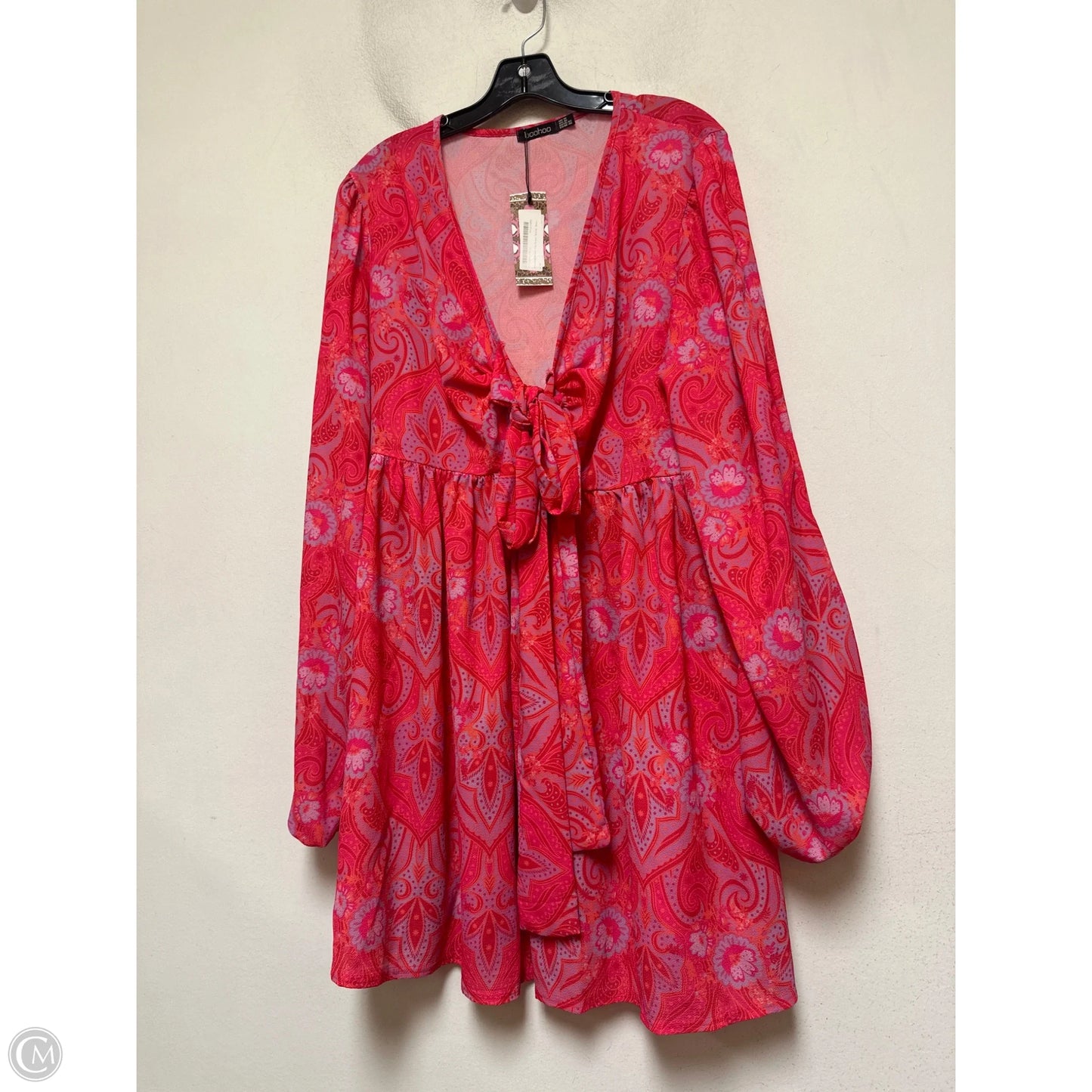 Dress Casual Short By Boohoo Boutique In Pink, Size: M