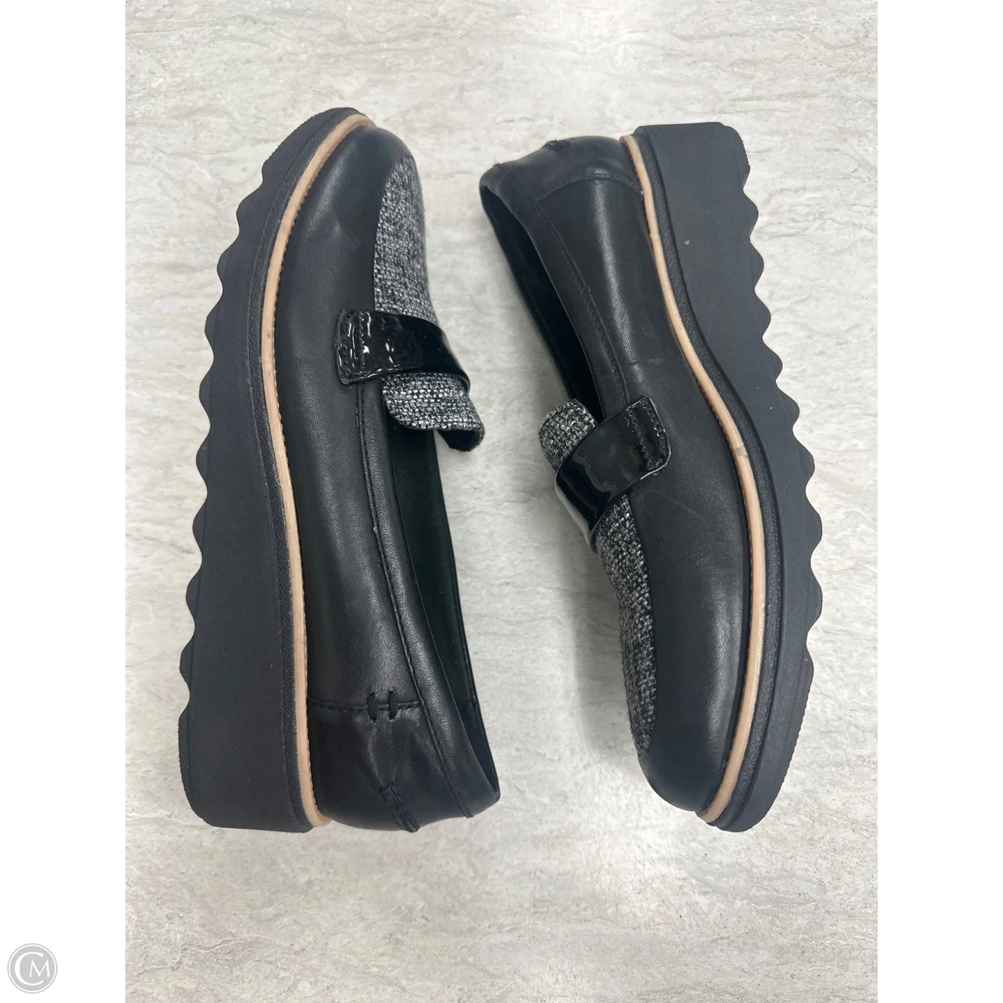 Shoes Flats By Clarks In Black, Size: 8.5
