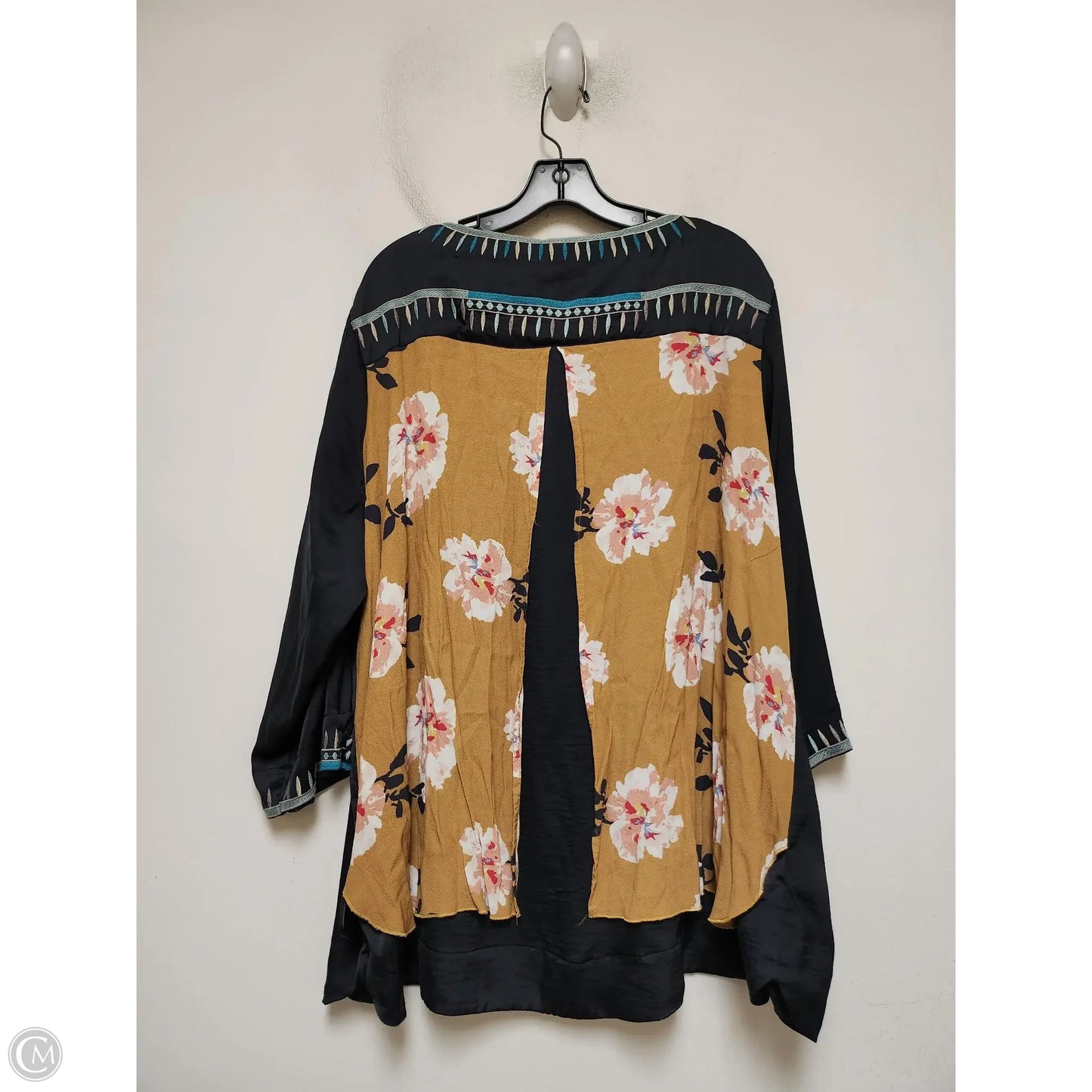 Top Short Sleeve By John Mark In Floral Print, Size: 2x
