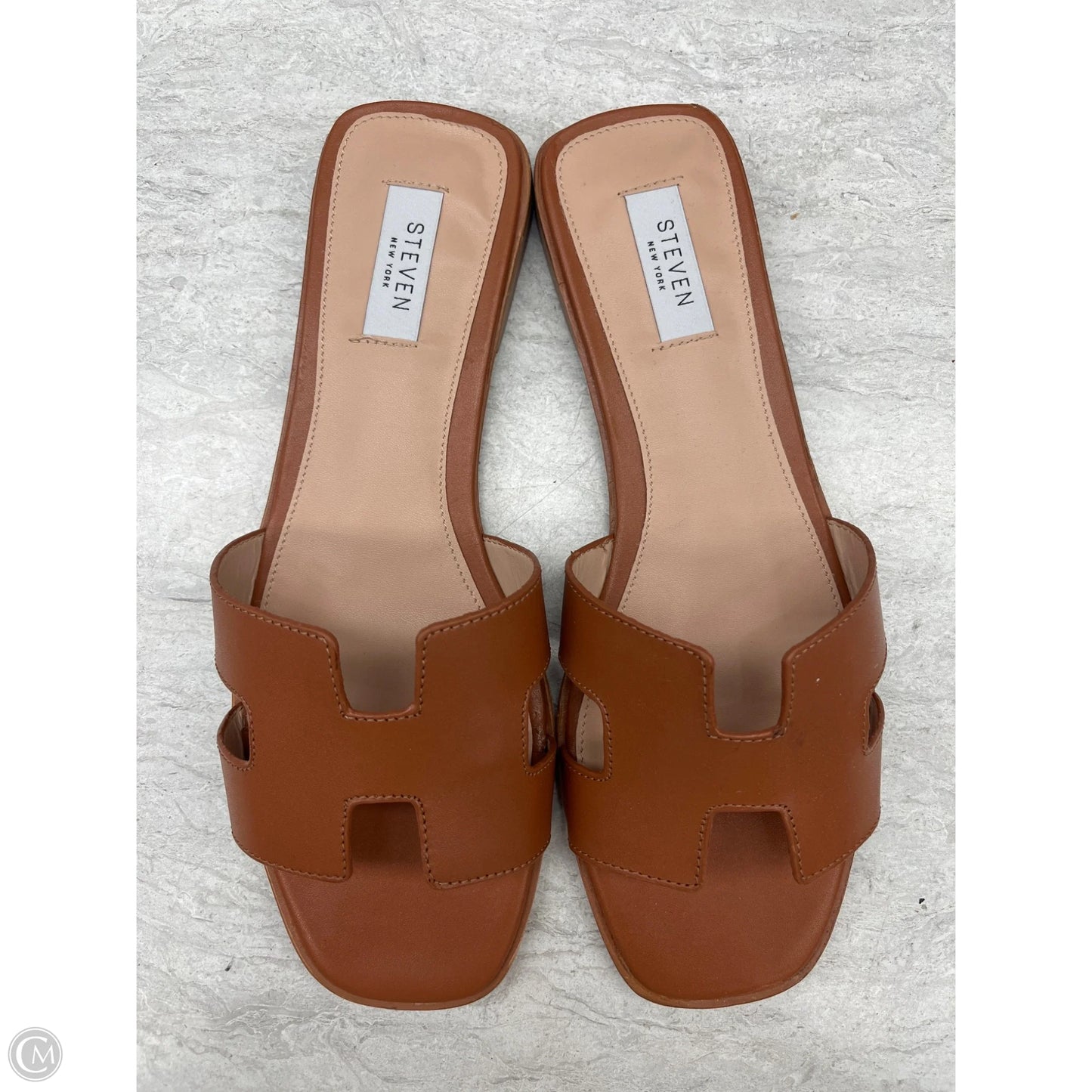 Sandals Flats By Steve Madden In Tan, Size: 10