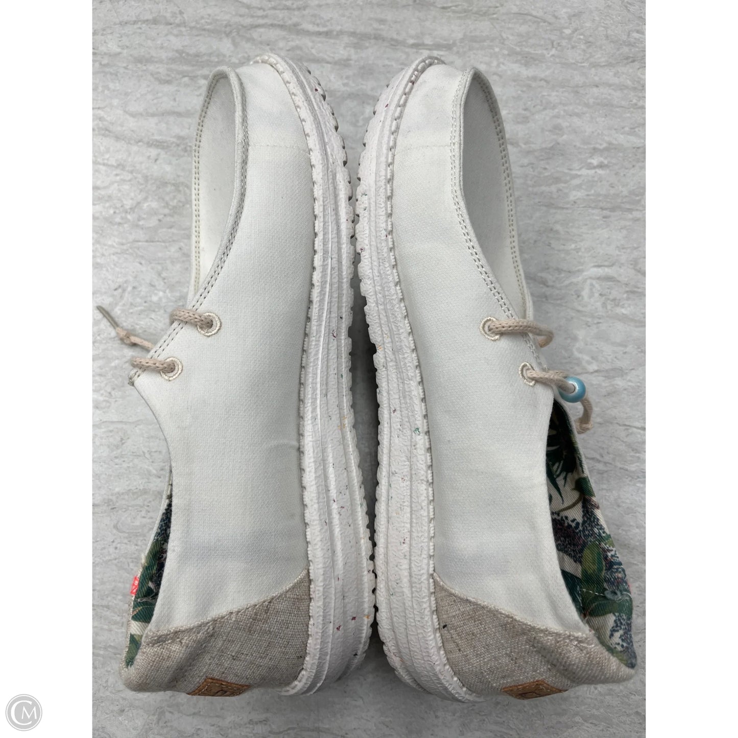 Shoes Flats By Hey Dude In White, Size: 8