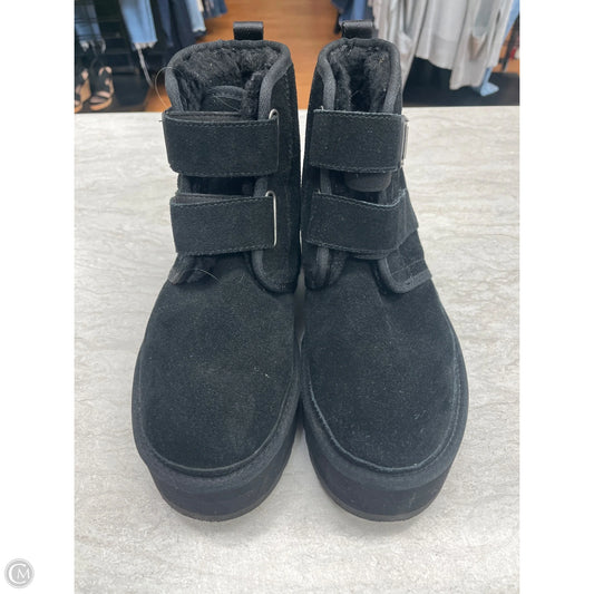 Boots Designer By Ugg In Black, Size: 8