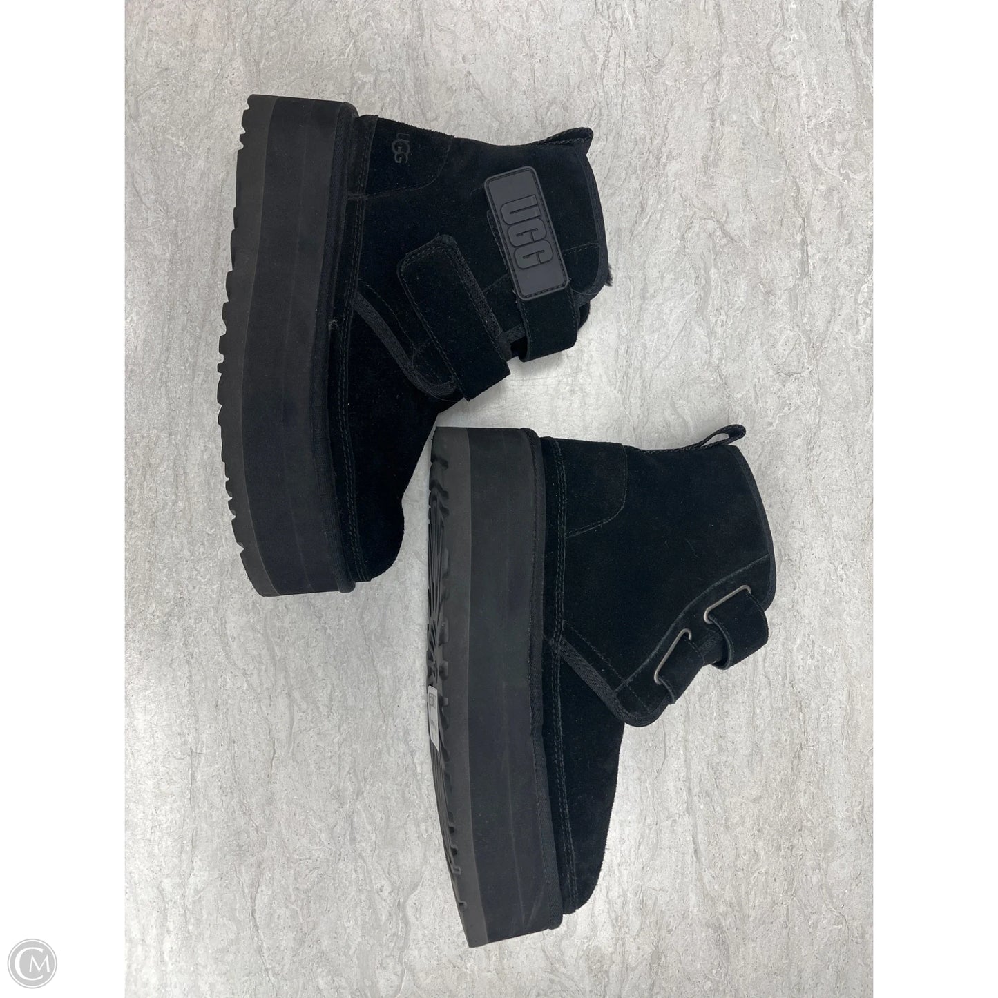 Boots Designer By Ugg In Black, Size: 8
