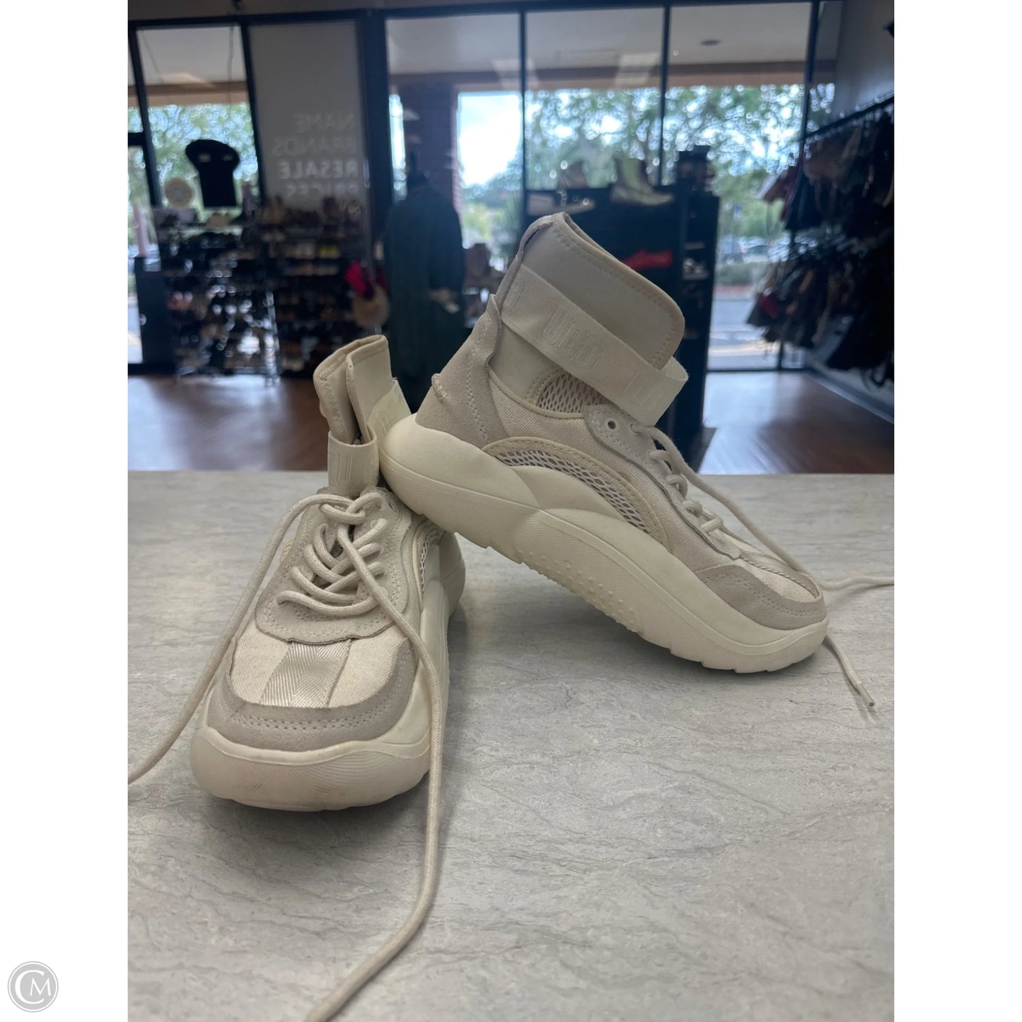 Shoes Designer By Ugg In Cream, Size: 7