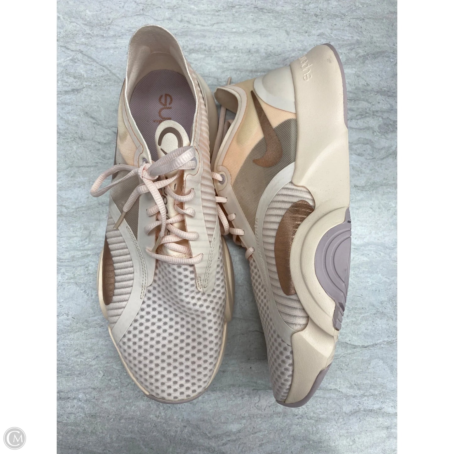 Shoes Athletic By Nike In Peach, Size: 12
