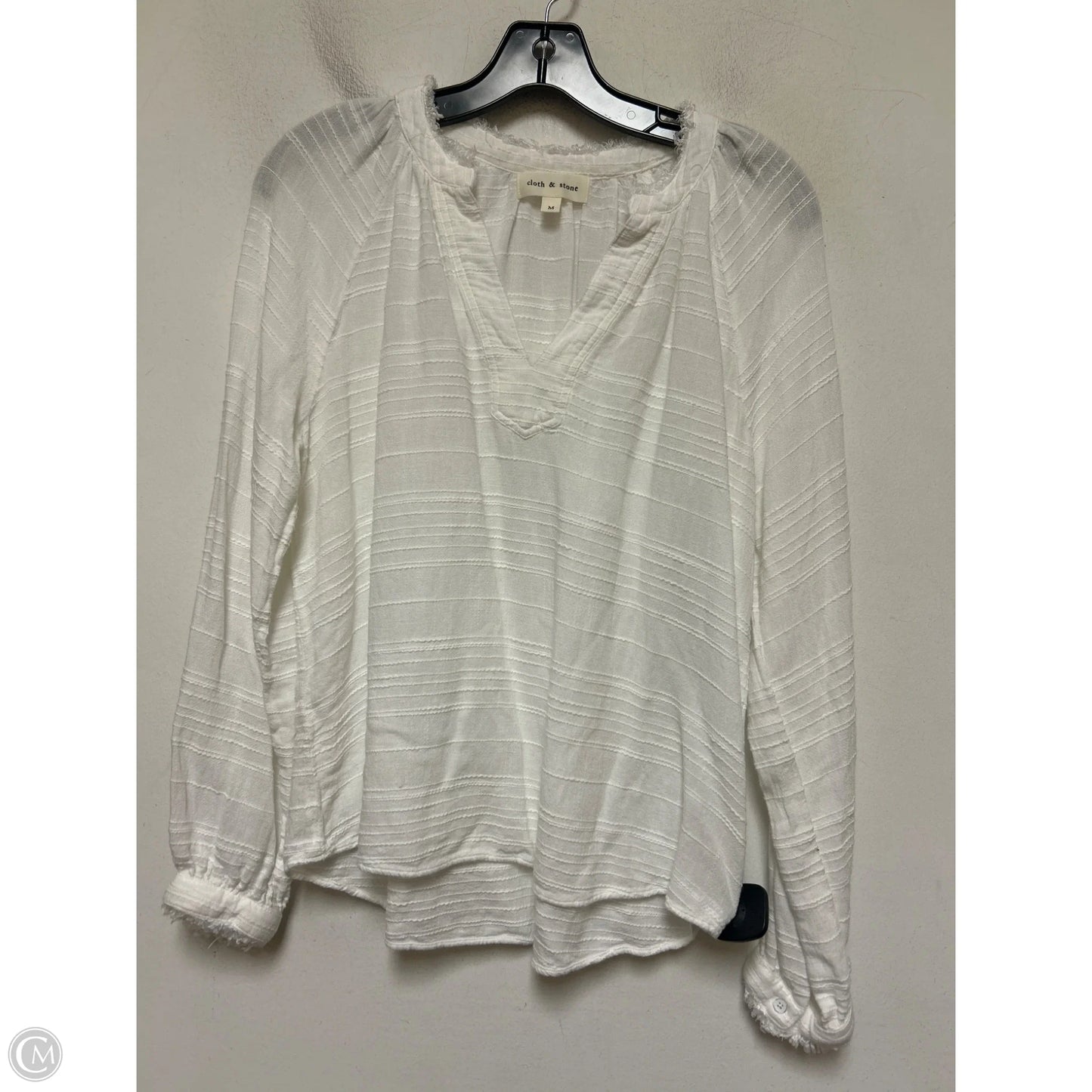 Top Long Sleeve By Cloth & Stone In White, Size: M