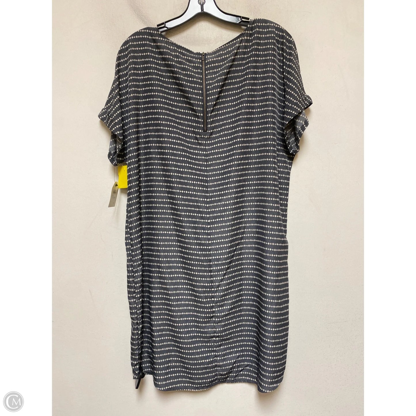 Dress Casual Short By Caslon In Cream & Grey, Size: L