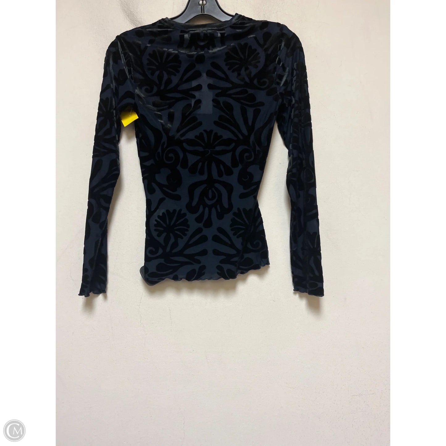Top Long Sleeve By Clothes Mentor In Black & Blue, Size: Xs