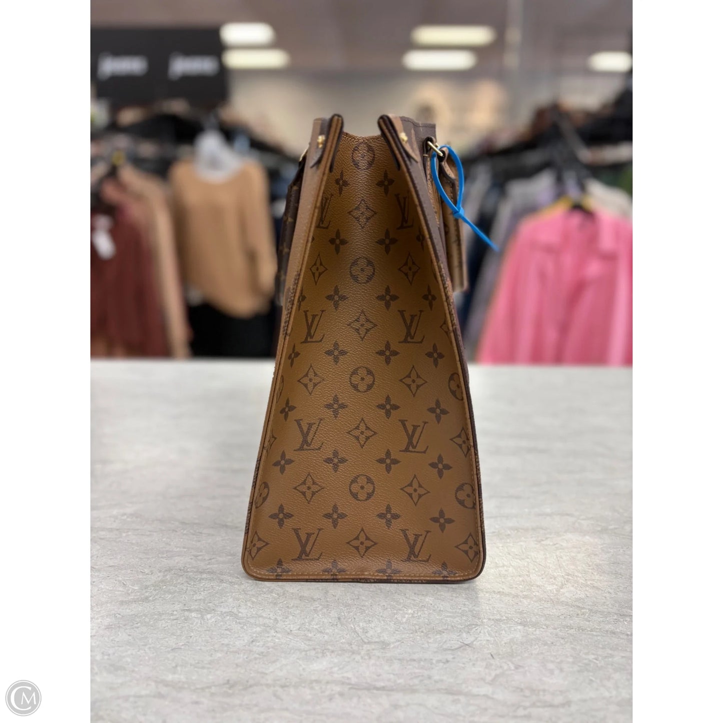 Tote Luxury Designer By Louis Vuitton, Size: Large