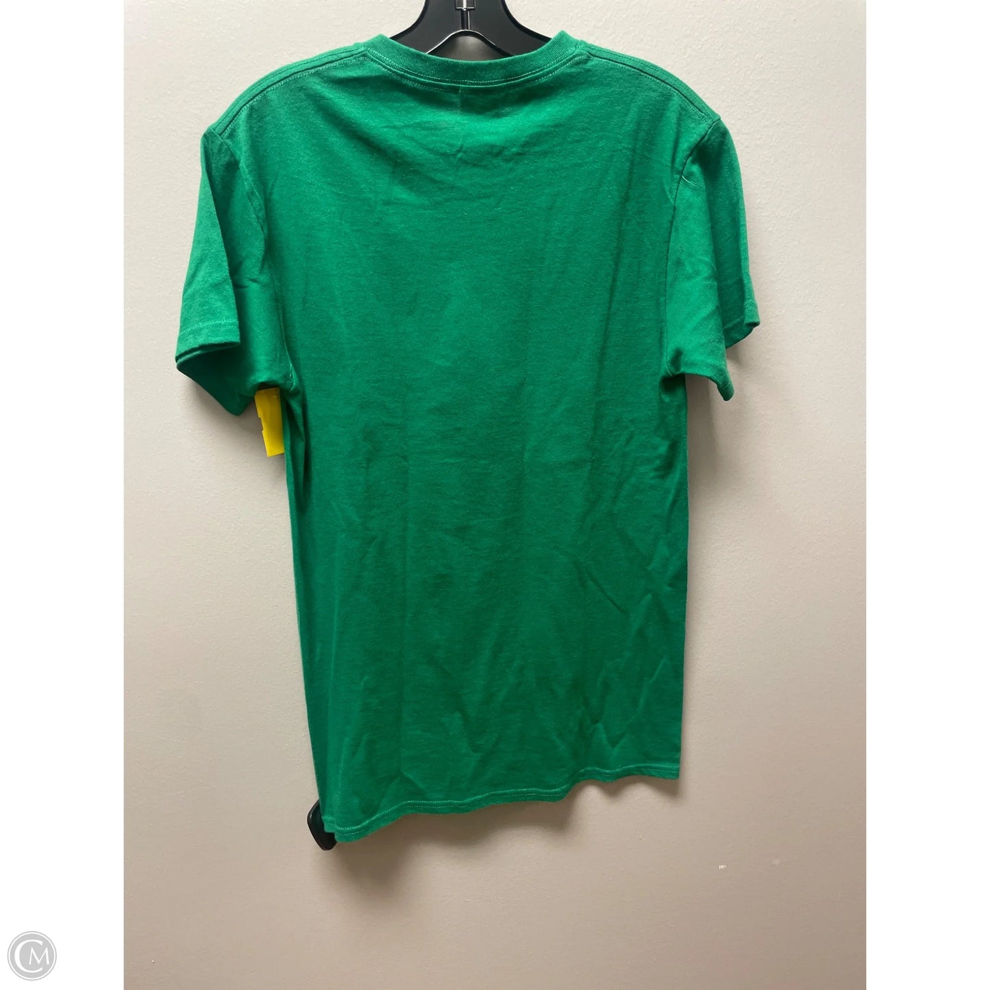 Top Short Sleeve Basic By Clothes Mentor In Green & Red, Size: S