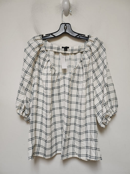 Top Short Sleeve By Ann Taylor In Plaid Pattern, Size: Xl