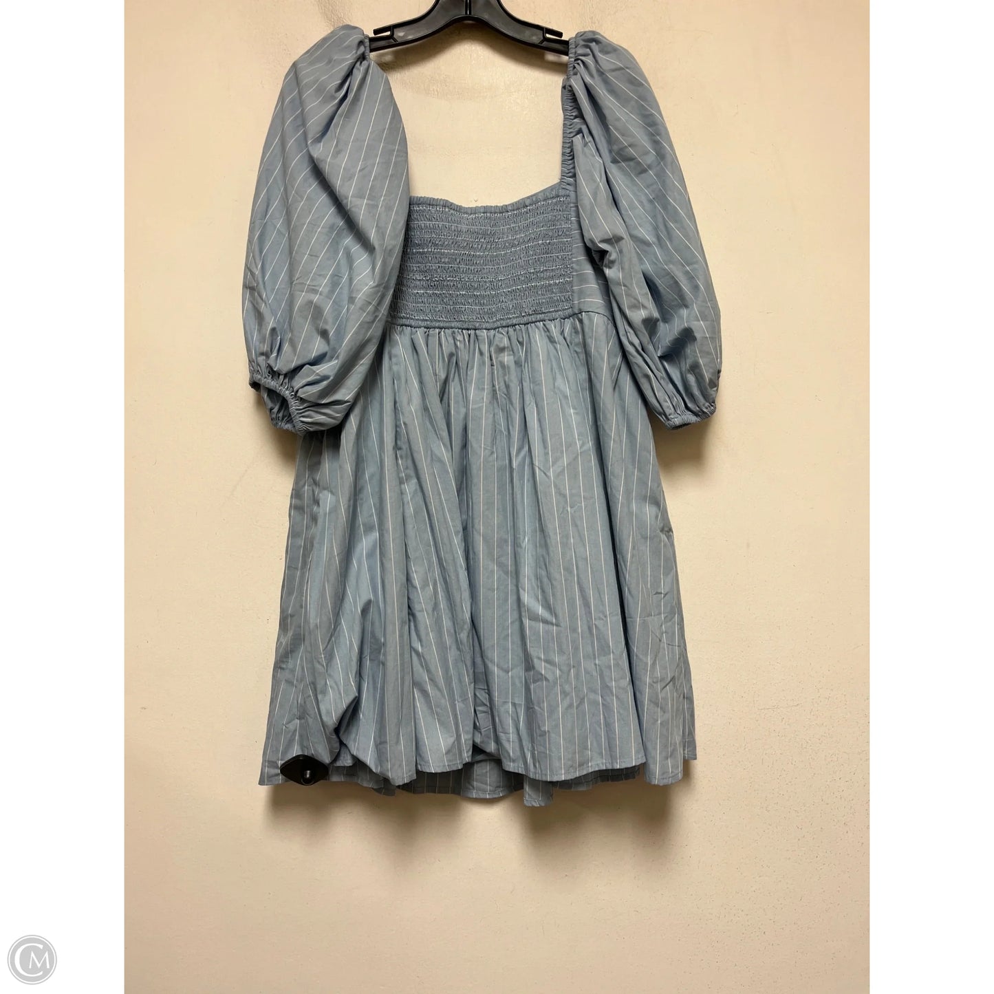 Dress Casual Short By Abercrombie And Fitch In Striped Pattern, Size: Xl