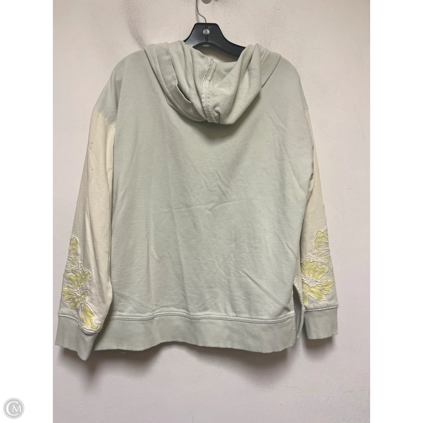 Sweatshirt Hoodie By Daily Practice By Anthropologie In Cream & Green, Size: S