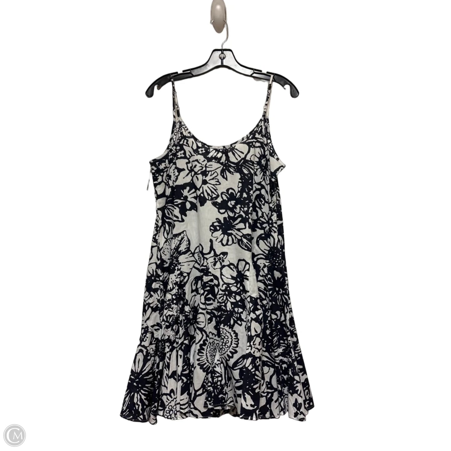 Dress Casual Short By Velvet In Black & White, Size: M