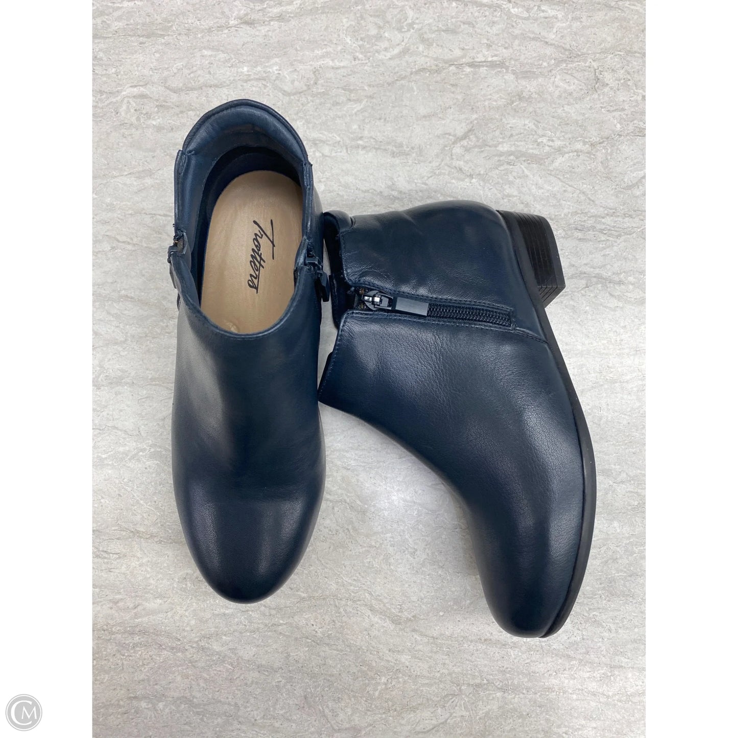 Boots Ankle Flats By Clothes Mentor In Navy, Size: 6.5