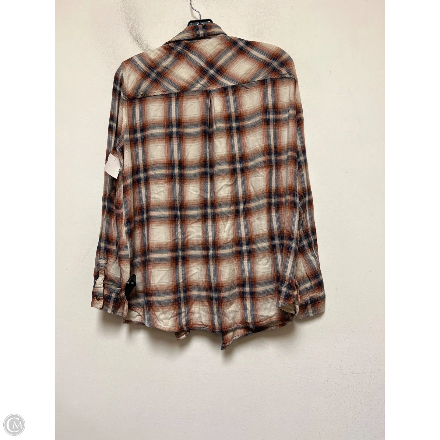 Top Long Sleeve By Clothes Mentor In Plaid Pattern, Size: L