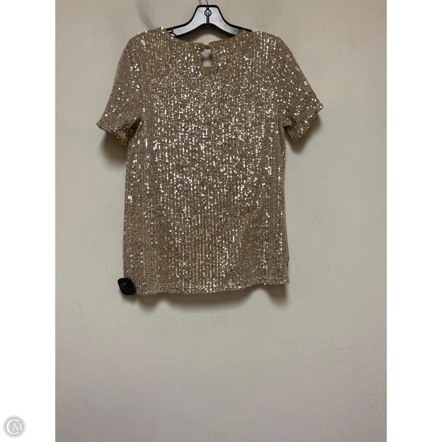 Top Short Sleeve By Limited In Gold, Size: M