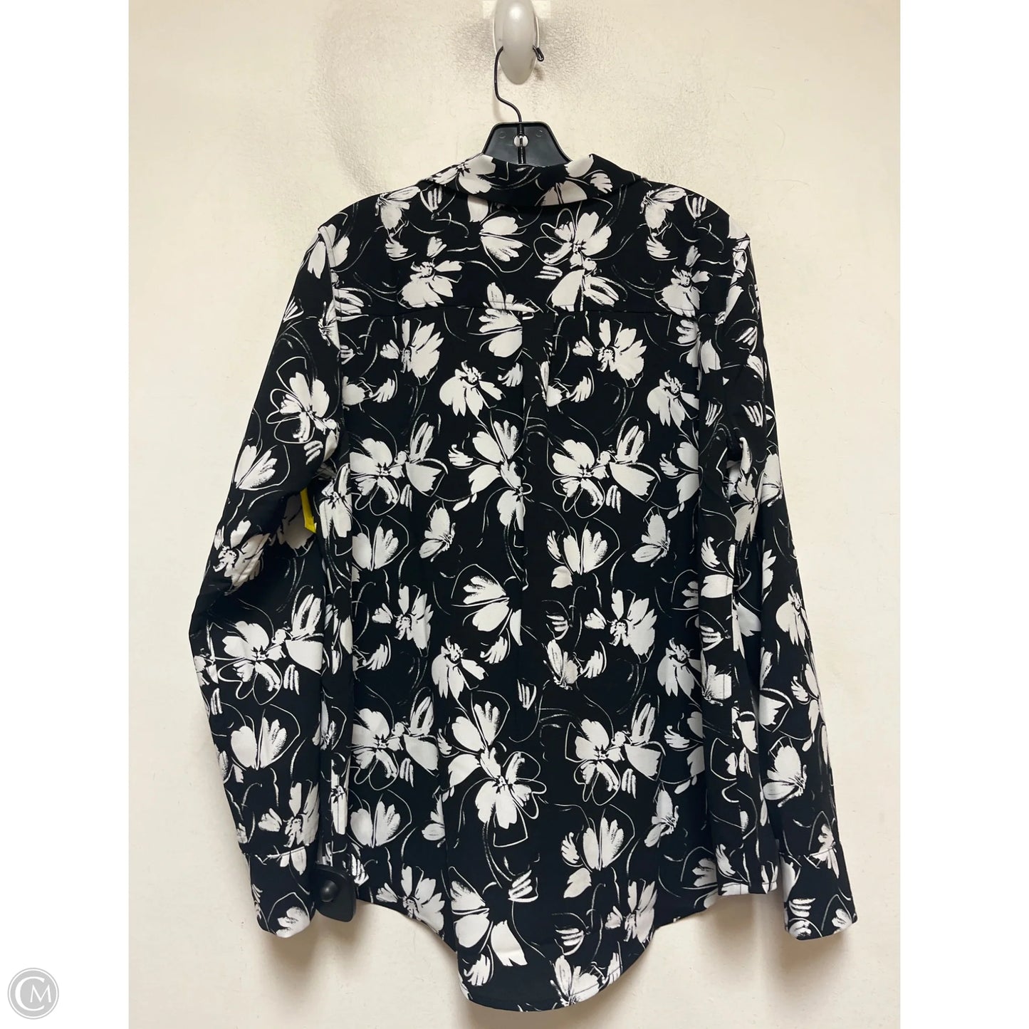 Top Long Sleeve By Alfani In Black & White, Size: L