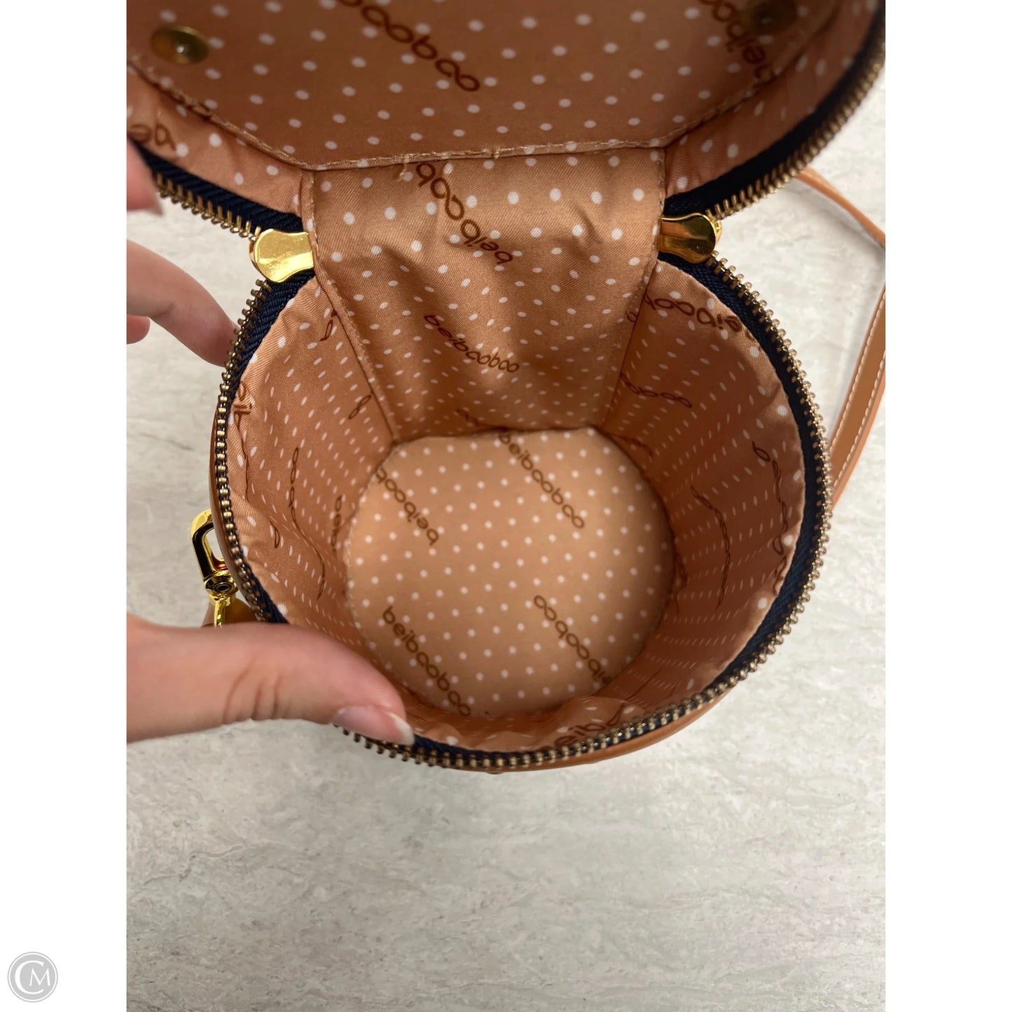 Crossbody By Clothes Mentor, Size: Small