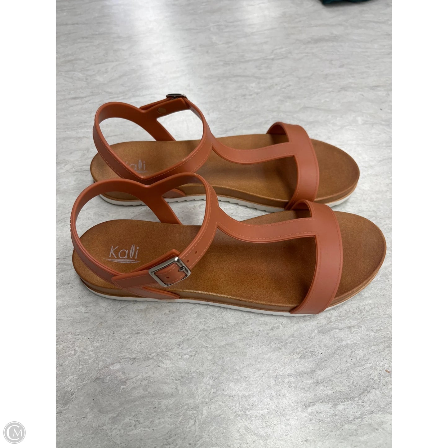 Sandals Flats By Clothes Mentor In Brown, Size: 9
