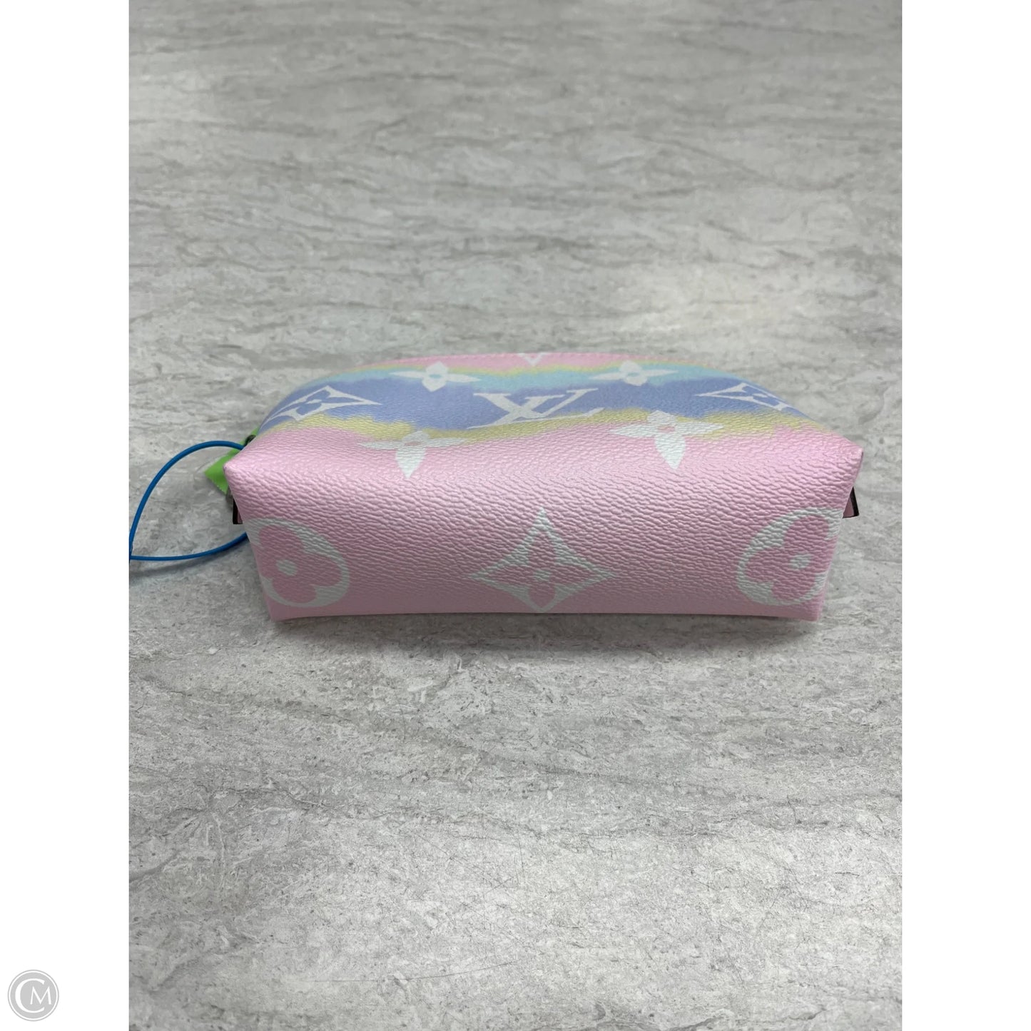 Makeup Bag Luxury Designer By Louis Vuitton, Size: Small