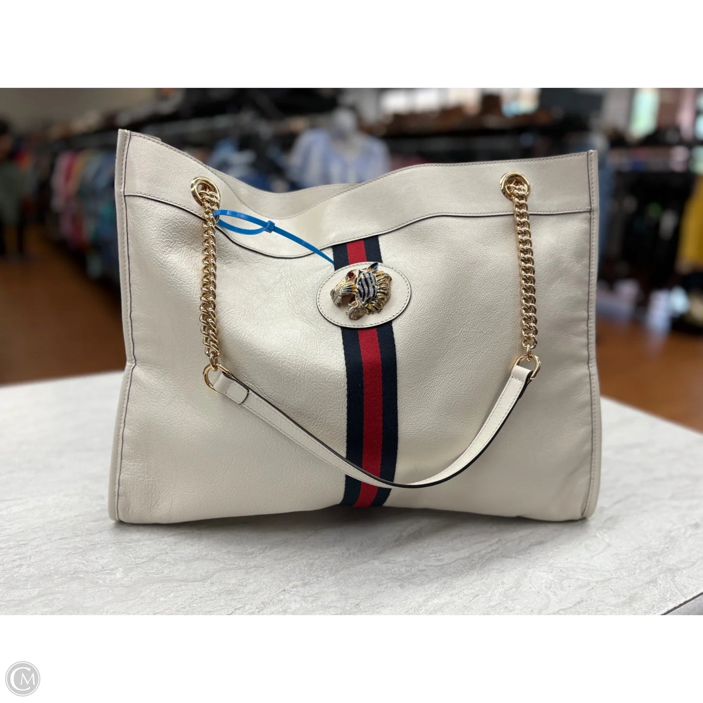 Handbag Luxury Designer By Gucci, Size: Large