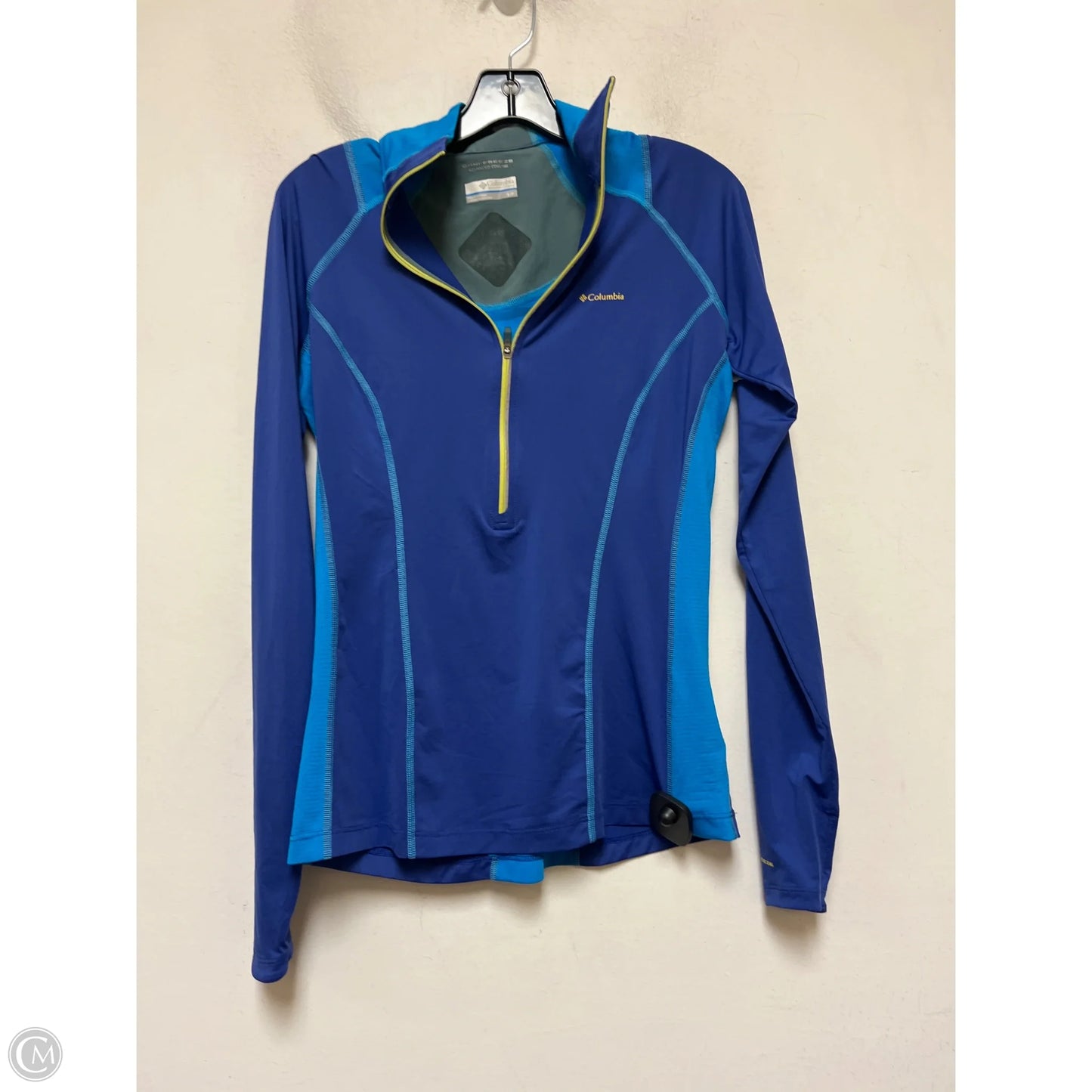 Athletic Top Long Sleeve Collar By Columbia In Blue, Size: Sp