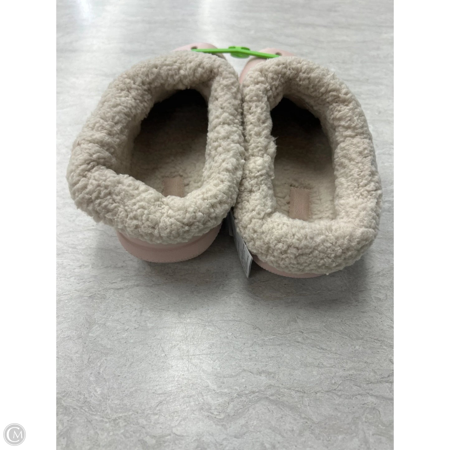 Shoes Flats By Crocs In Pink, Size: 8
