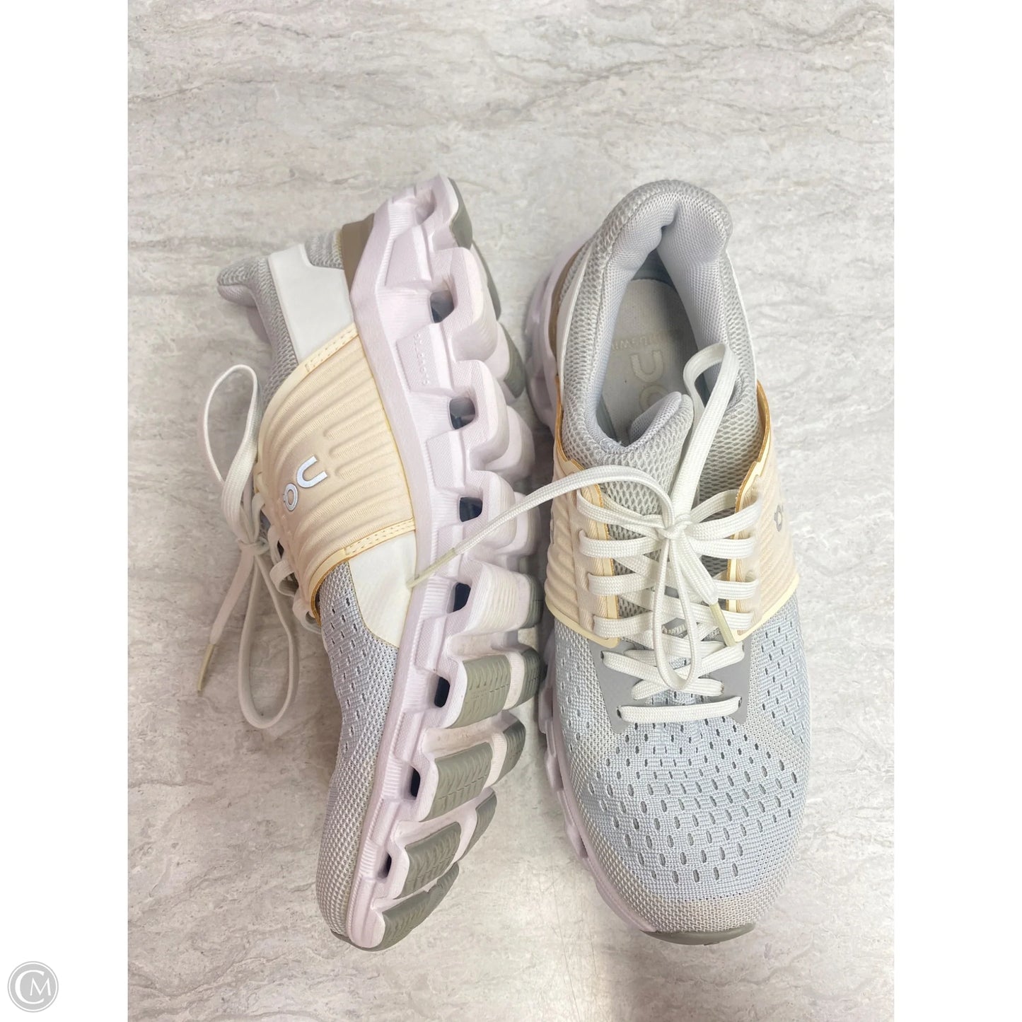 Shoes Athletic By On Cloud In Cream & Grey, Size: 6.5