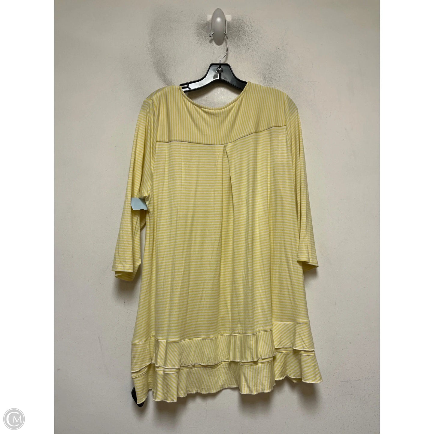 Top Long Sleeve By Intro In Striped Pattern, Size: L