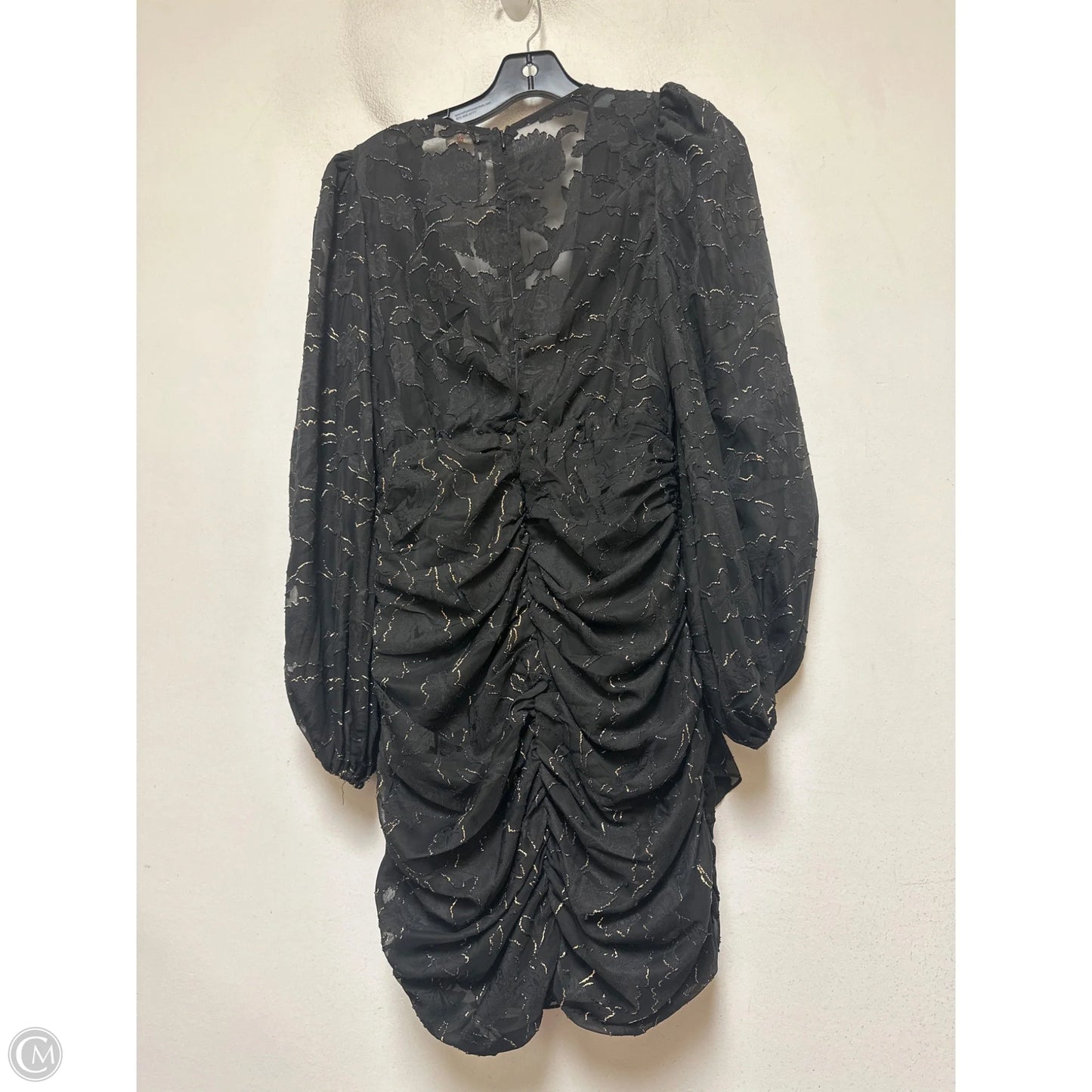 Dress Casual Short By Clothes Mentor In Black & Gold, Size: S