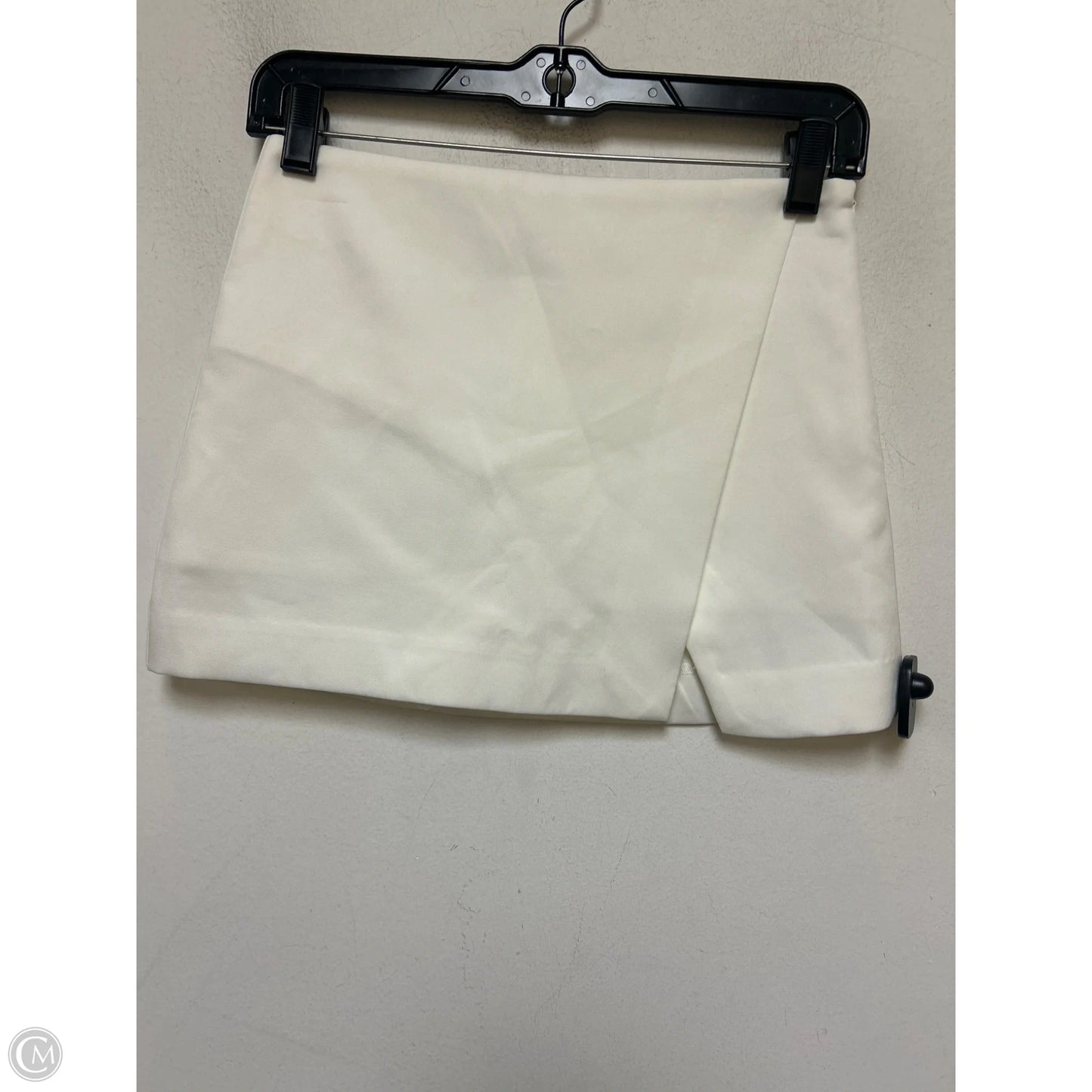 Skirt Mini & Short By Endless Rose In Ivory, Size: Xs