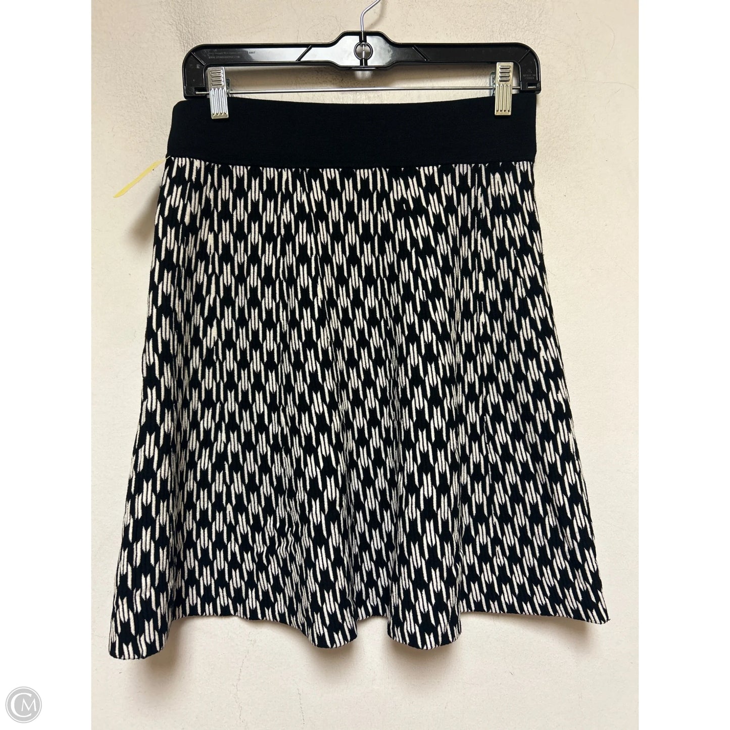 Skirt Midi By Ann Taylor In Black & White, Size: 4