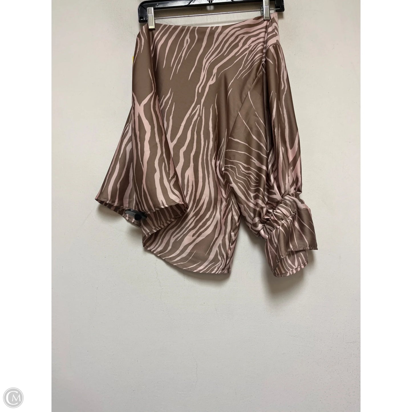 Top Long Sleeve By Vici In Animal Print, Size: S