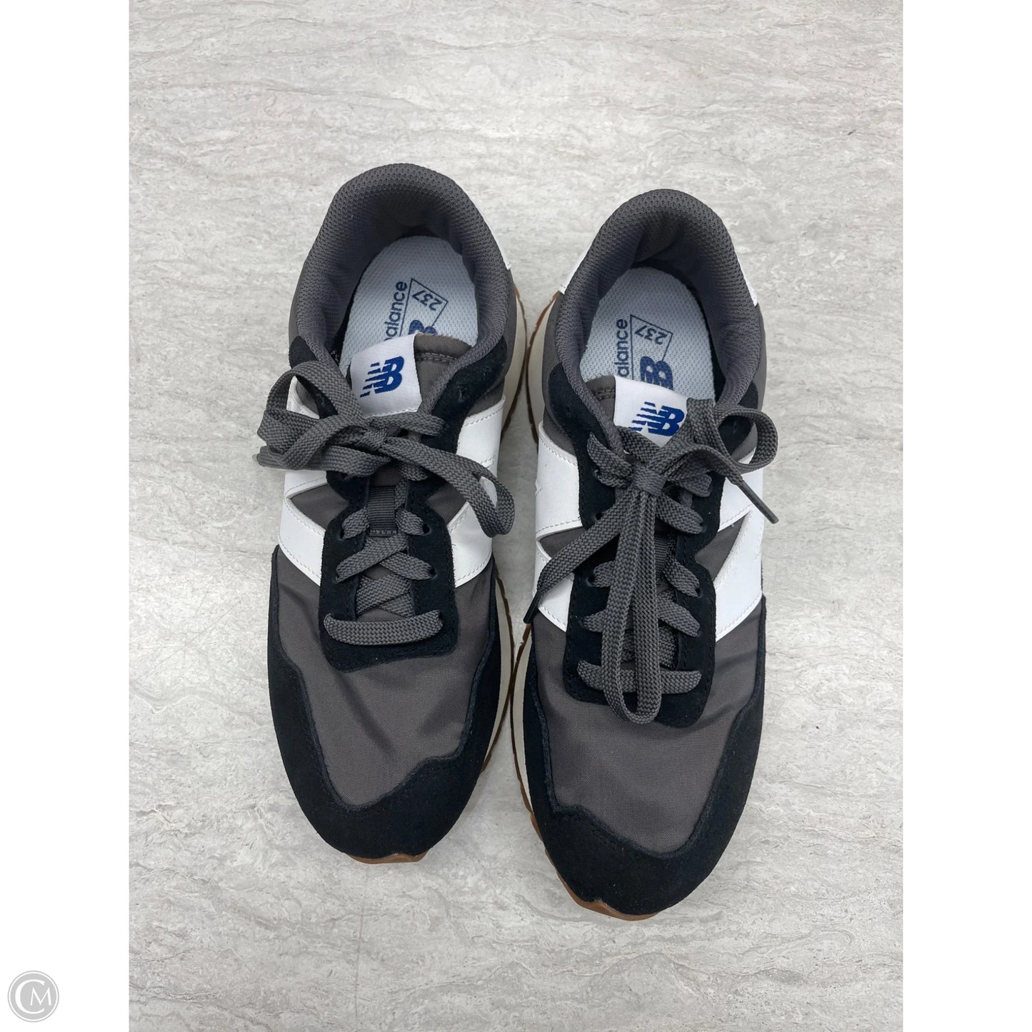 Shoes Sneakers By New Balance In Black & Grey, Size: 9.5