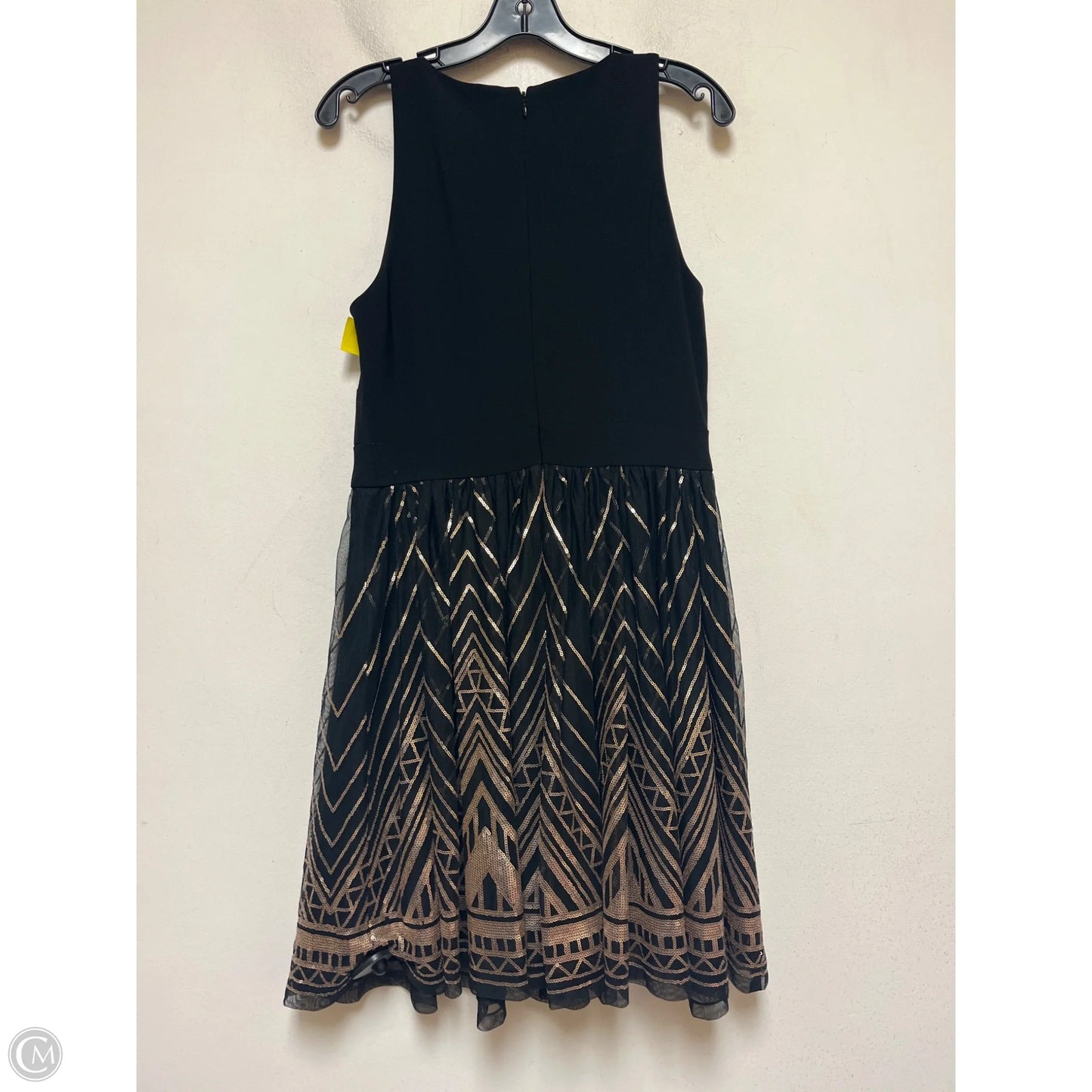 Dress Casual Short By Vince Camuto In Black & Brown, Size: M