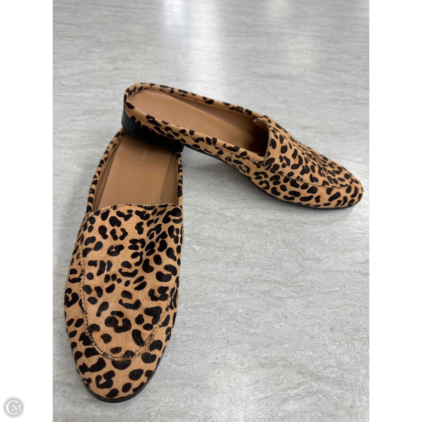 Shoes Flats By Banana Republic In Animal Print, Size: 8.5
