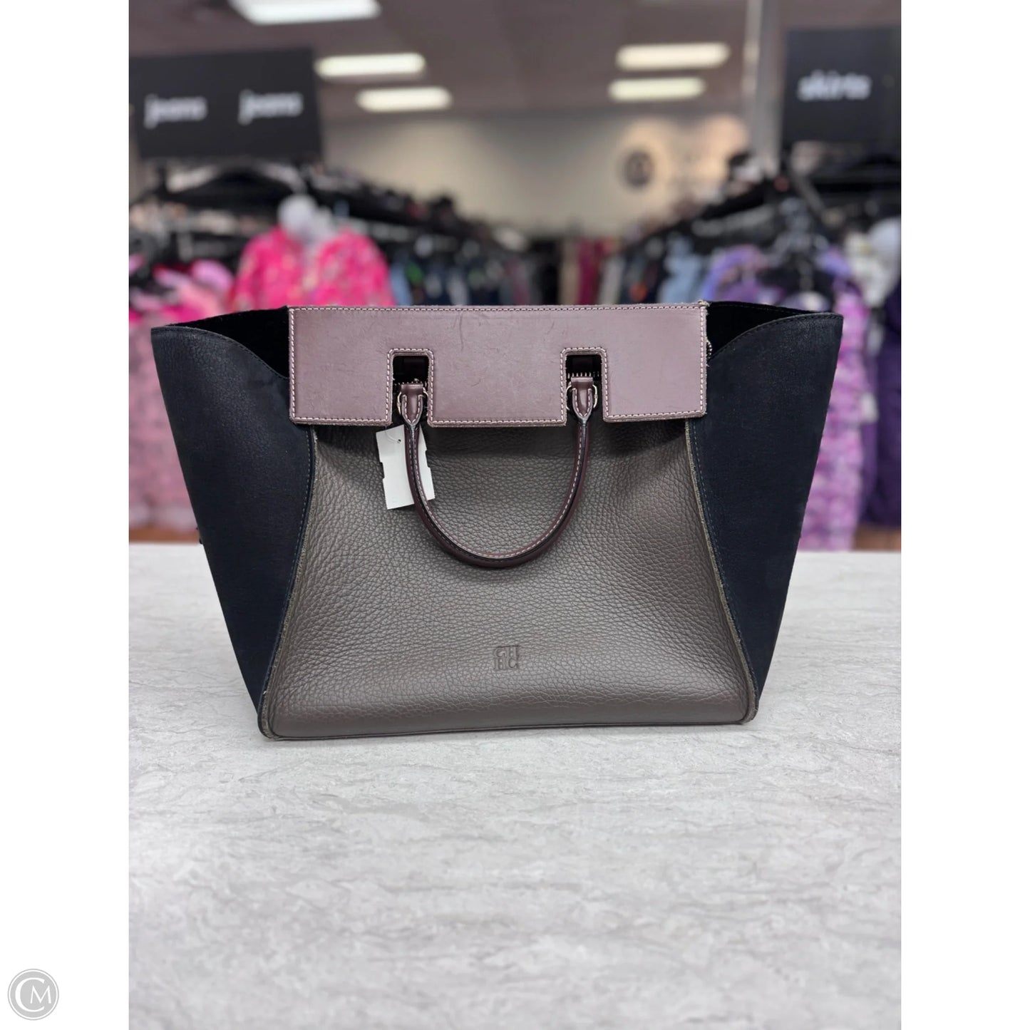 Handbag Designer By Carolina Herrera, Size: Large