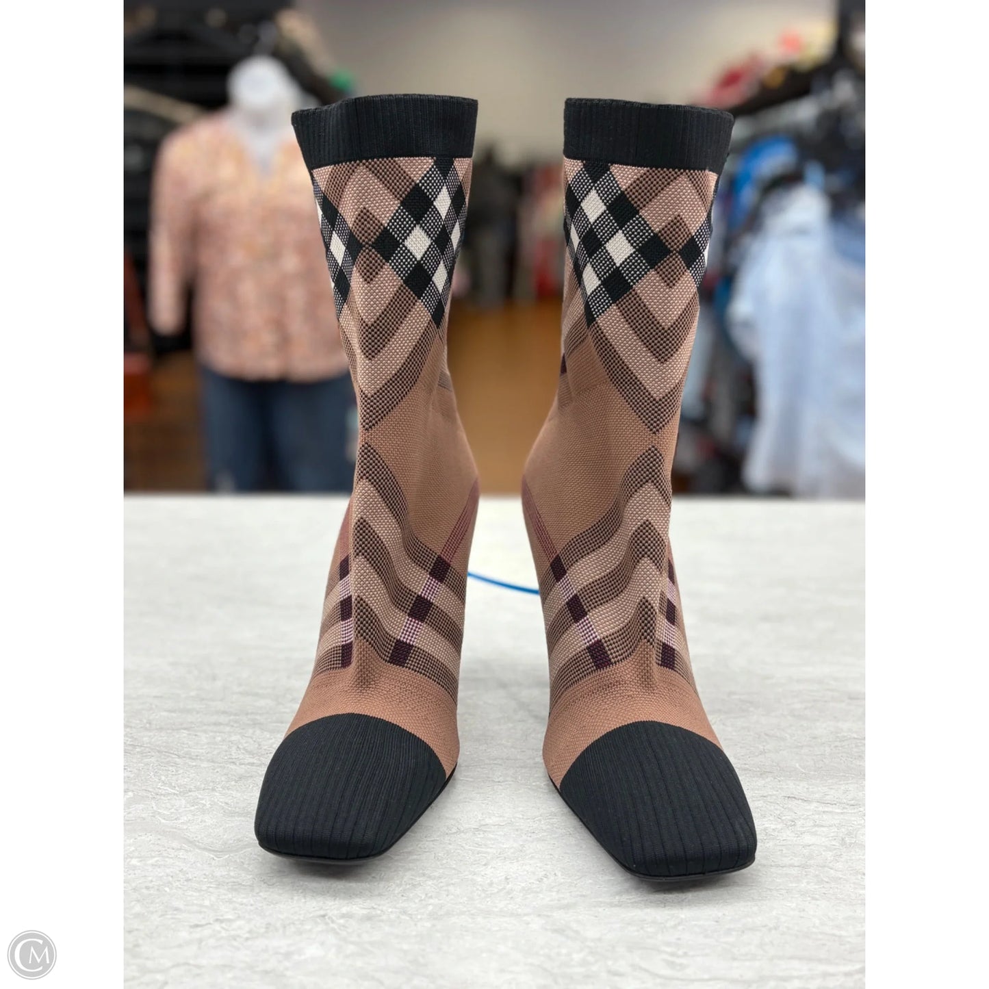 Boots Luxury Designer By Burberry In Plaid Pattern, Size: 10