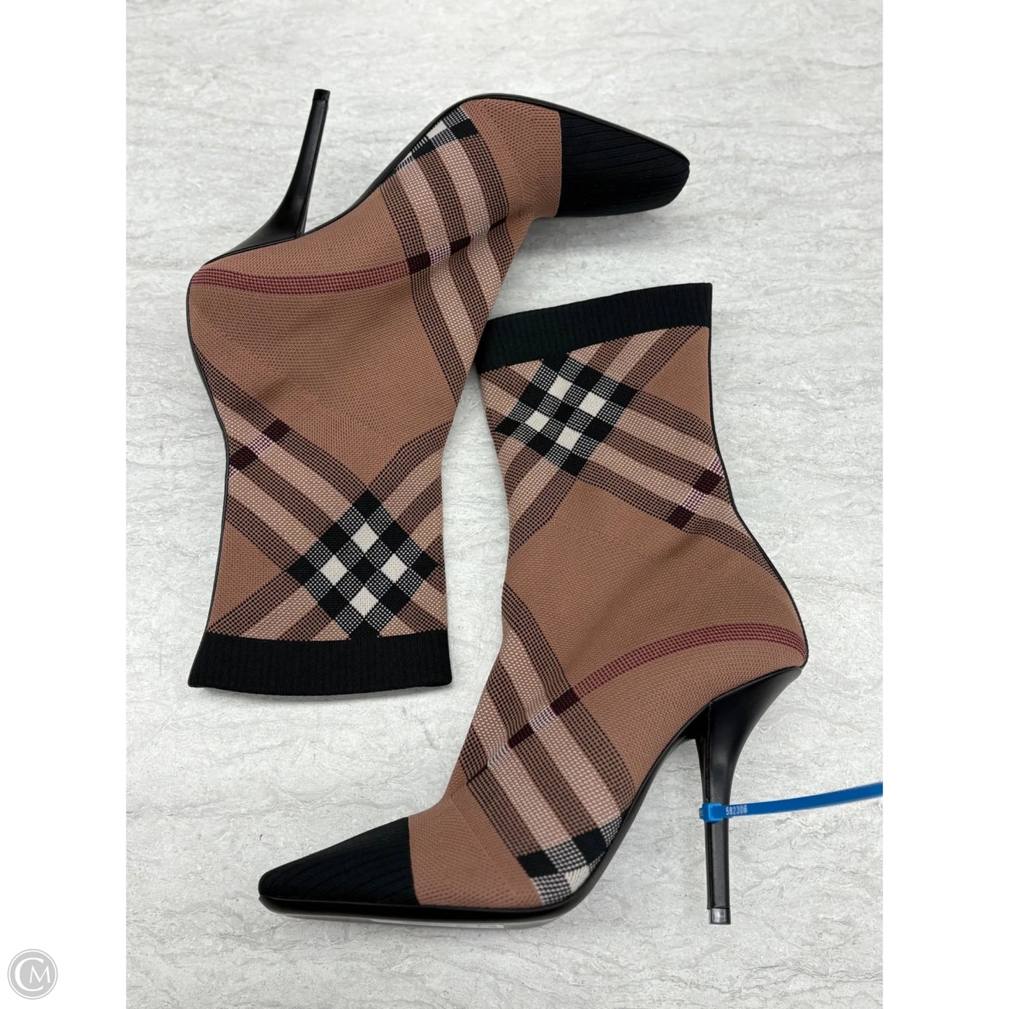 Boots Luxury Designer By Burberry In Plaid Pattern, Size: 10