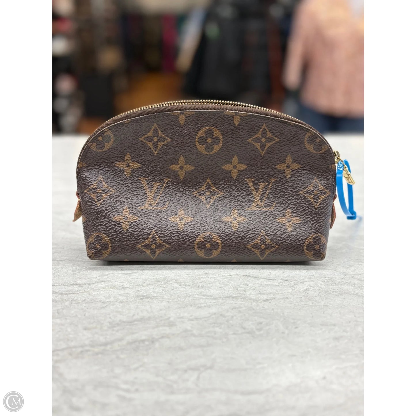 Makeup Bag Luxury Designer By Louis Vuitton, Size: Small