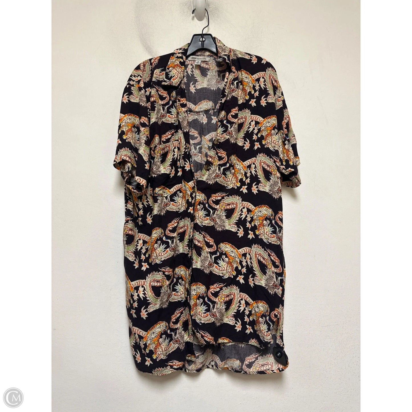 Top Short Sleeve By Urban Outfitters In Animal Print, Size: M