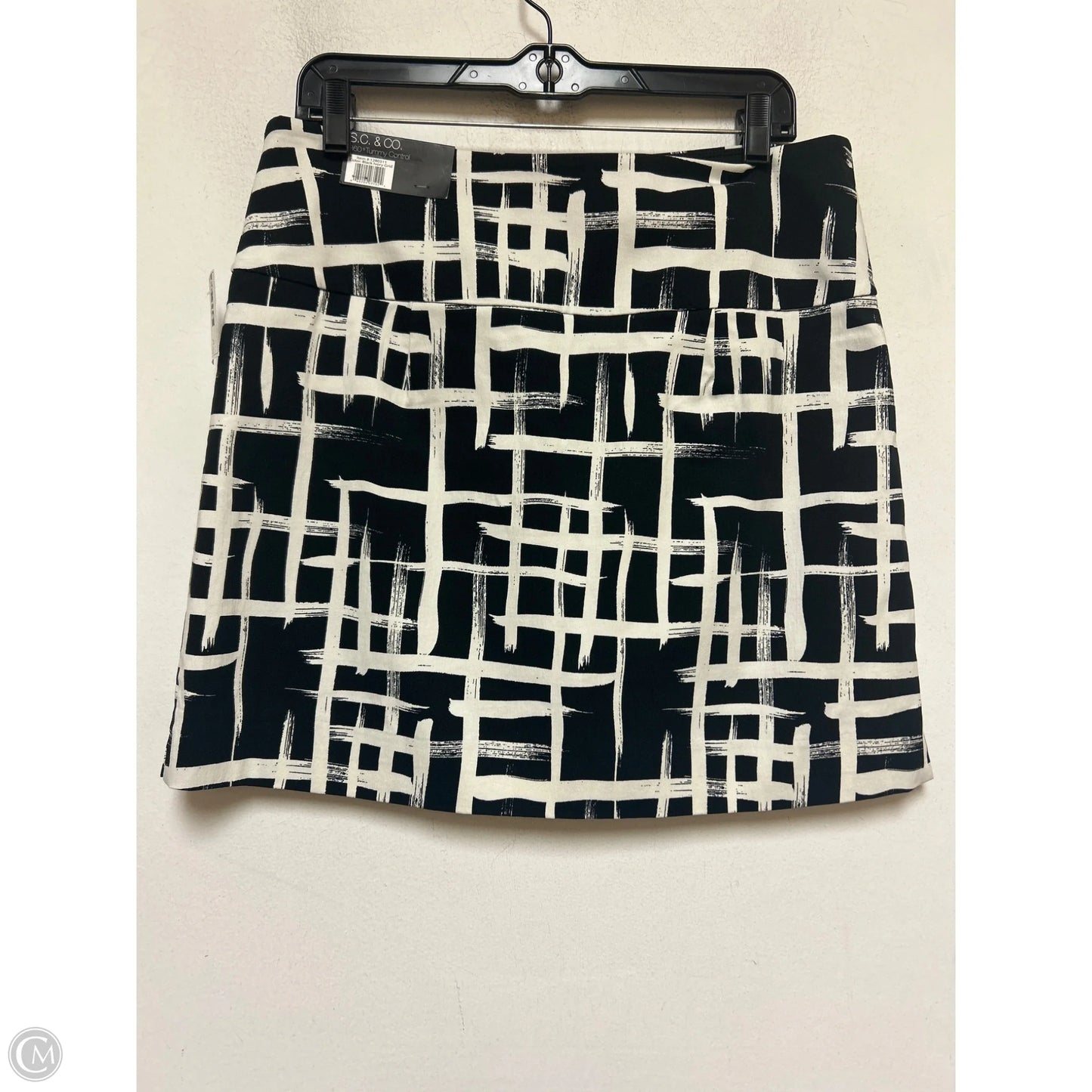 Skort By Sc & Co In Black & White, Size: 12