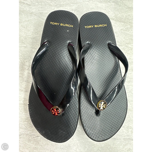 Sandals Designer By Tory Burch In Black & Gold, Size: 6.5