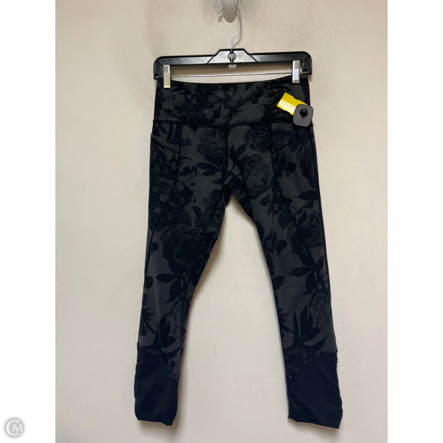 Athletic Capris By Lululemon In Black & Grey, Size: S