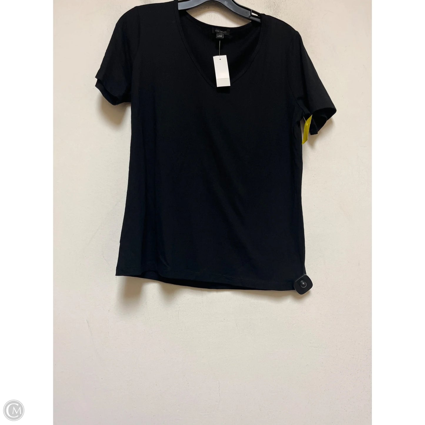 Top Short Sleeve Basic By Ann Taylor In Black, Size: M