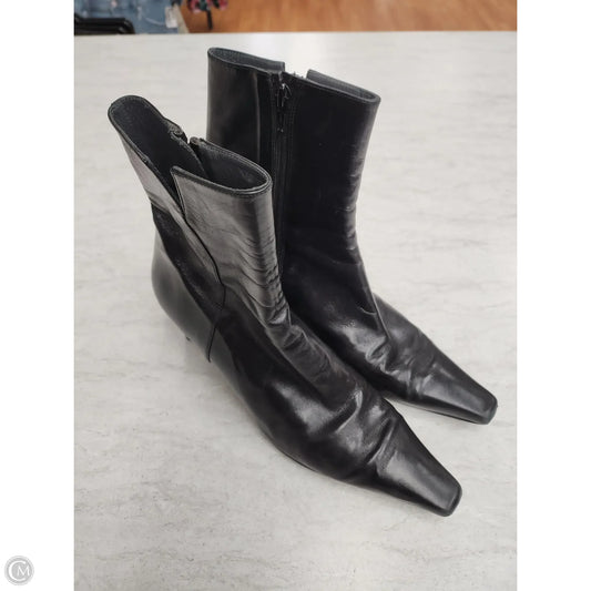 Boots Designer By Stuart Weitzman In Black, Size: 9