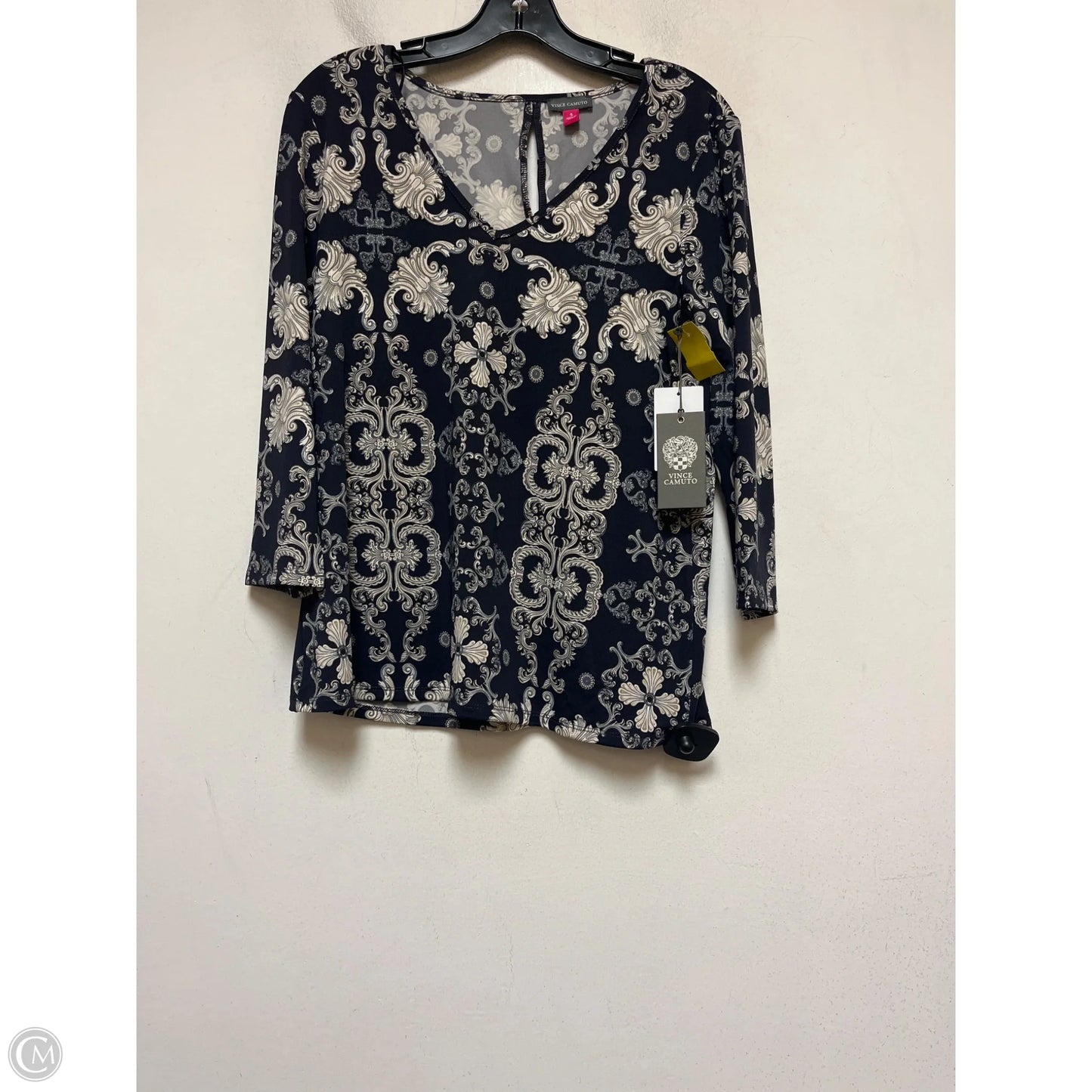 Top Long Sleeve By Vince Camuto In Blue & White, Size: S