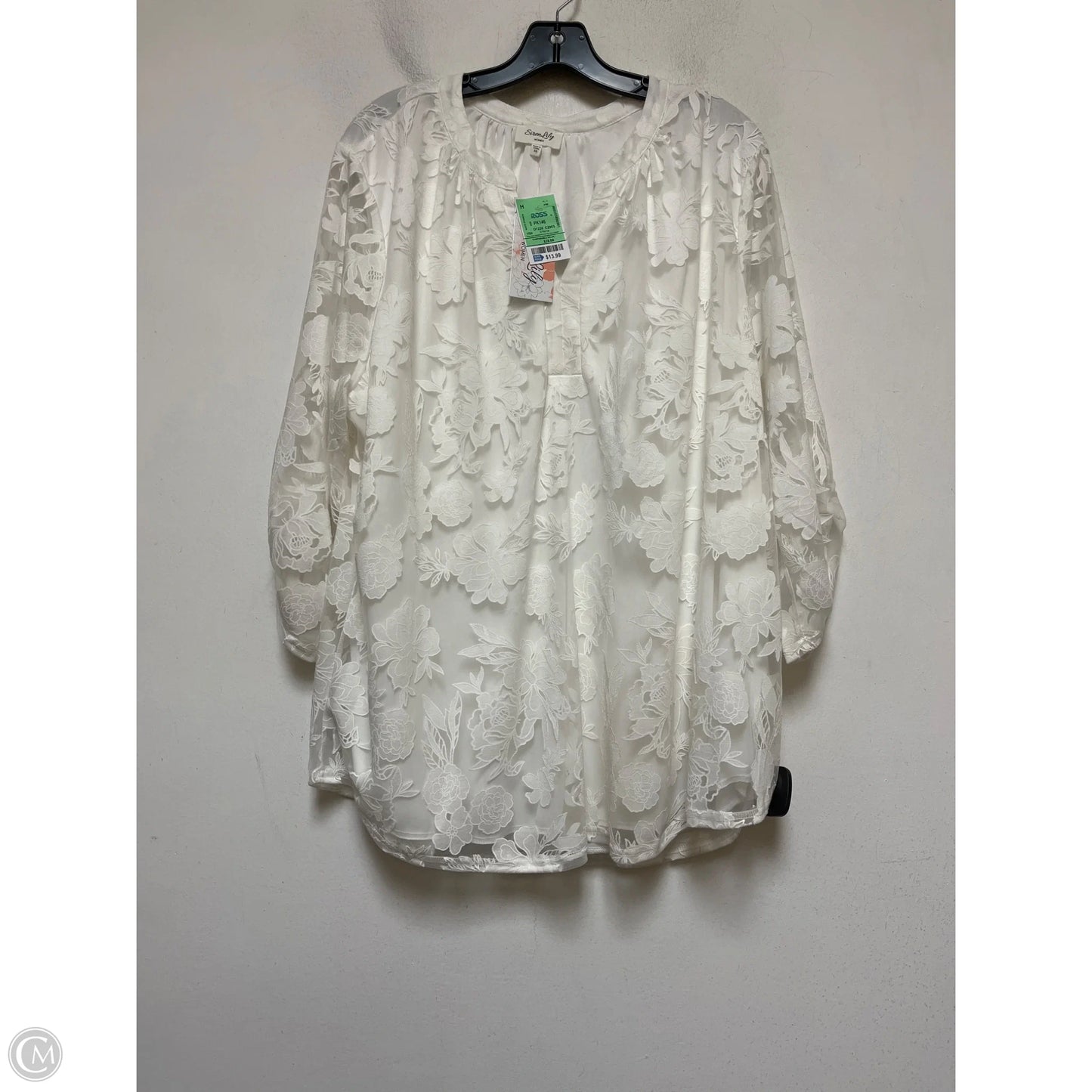 Top Short Sleeve By Siren Lily In White, Size: 3x