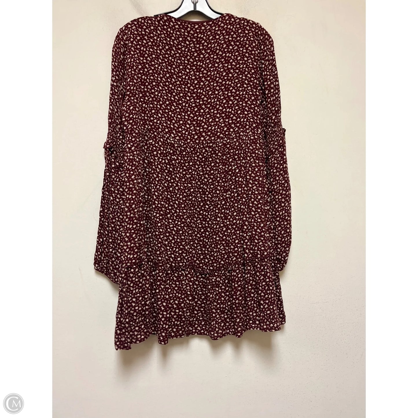 Dress Casual Short By Peach Love Cream California In Maroon, Size: S